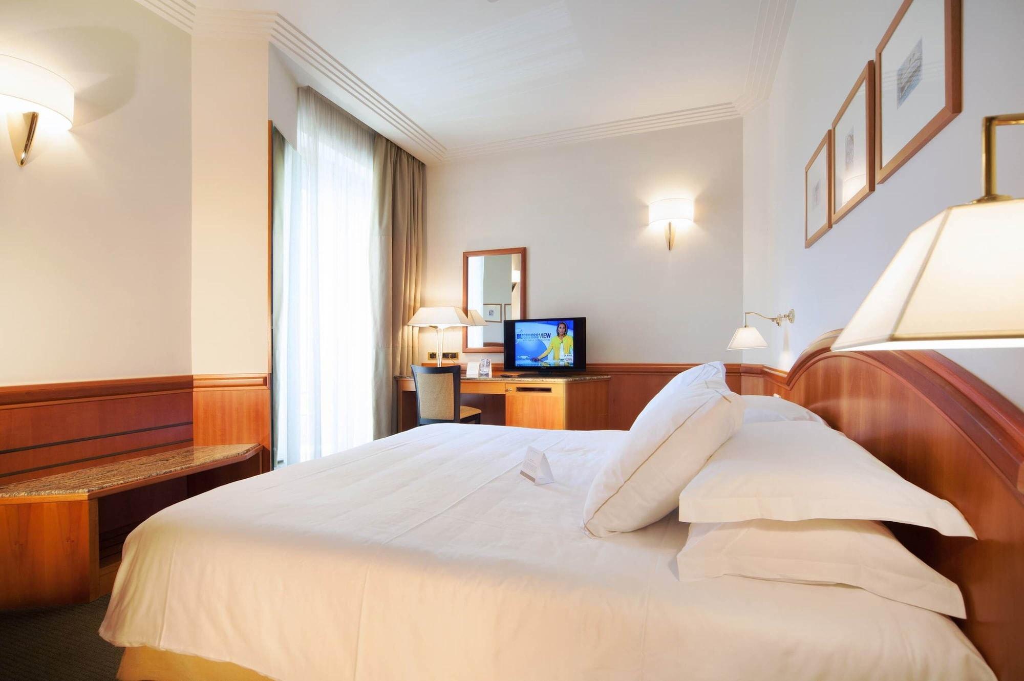 Hotel Ambasciatori Rimini Eksteriør bilde